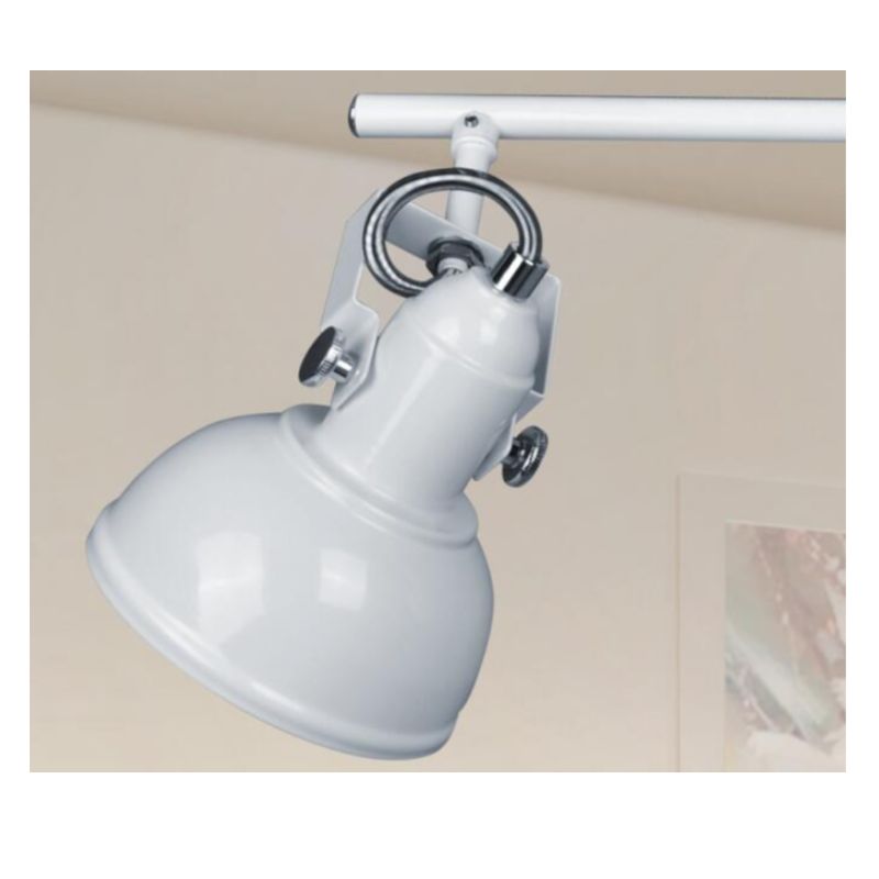Spot light-3 con pantalla metálica y soporte en U